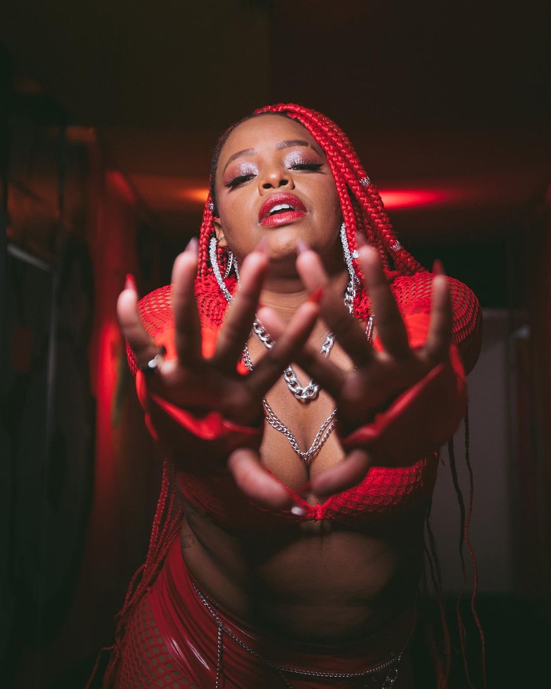 DEIXA AS GAROTAS BRINCAR: Quem são as mulheres que dominam o brega funk?